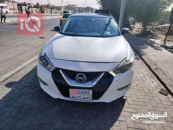 نيسان ماكسيما